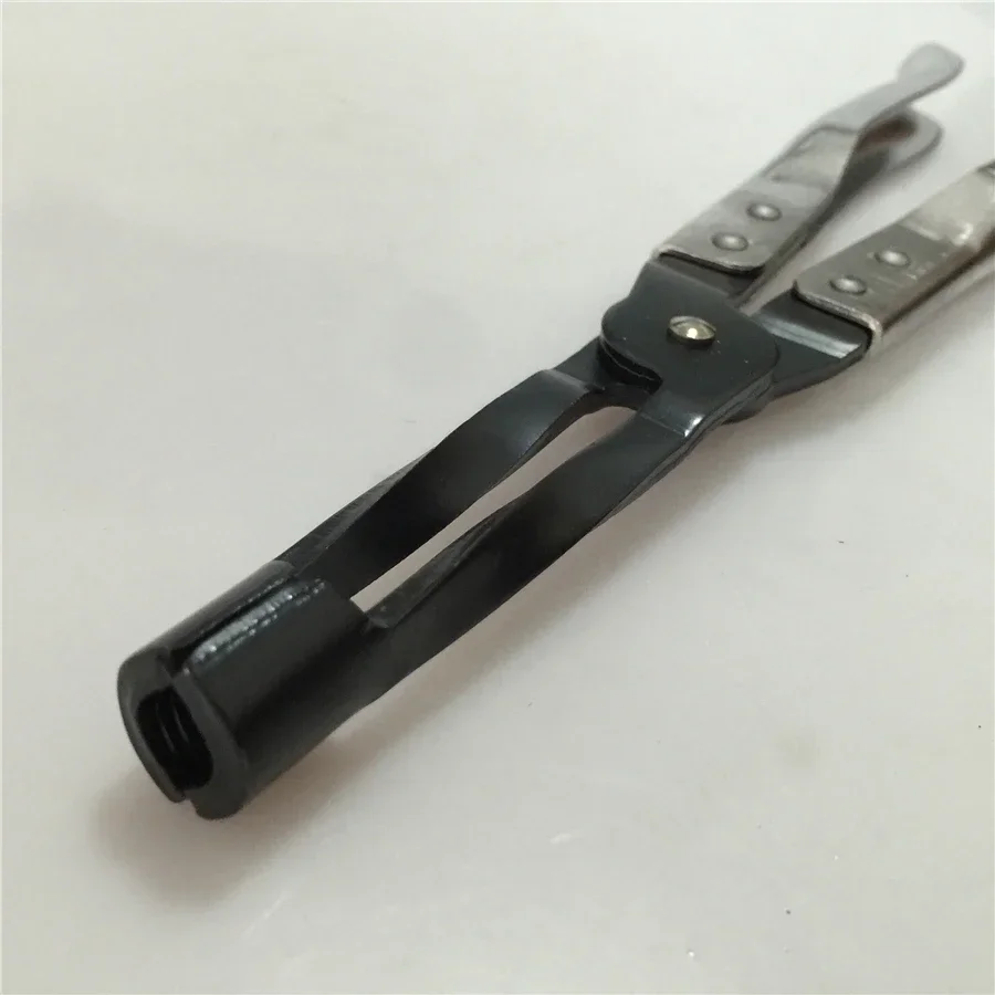 مشبك لفك زنبرك الصمام / فك حلق - مراجعة Valve Spring Compressor وسعره